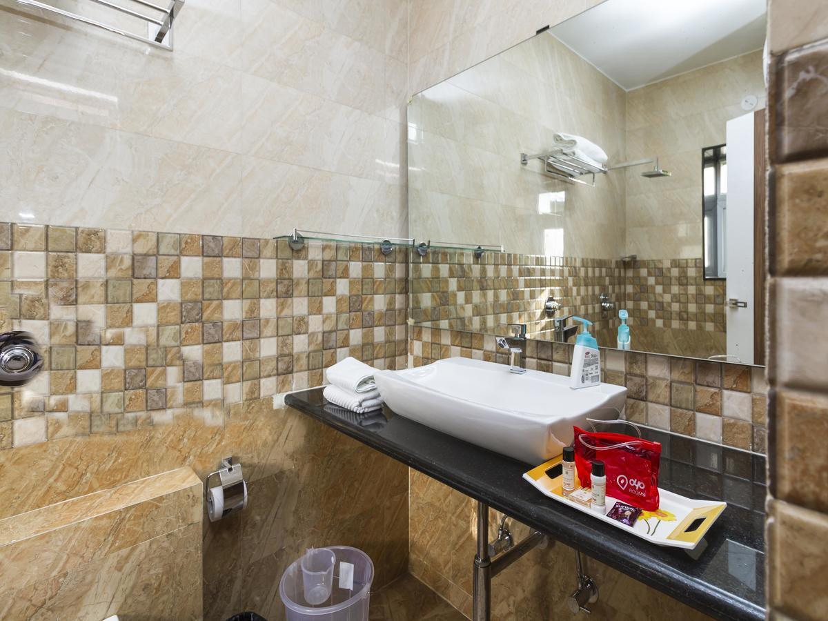 Oyo 2132 Apartment Aditya Residency Bangalore Eksteriør billede